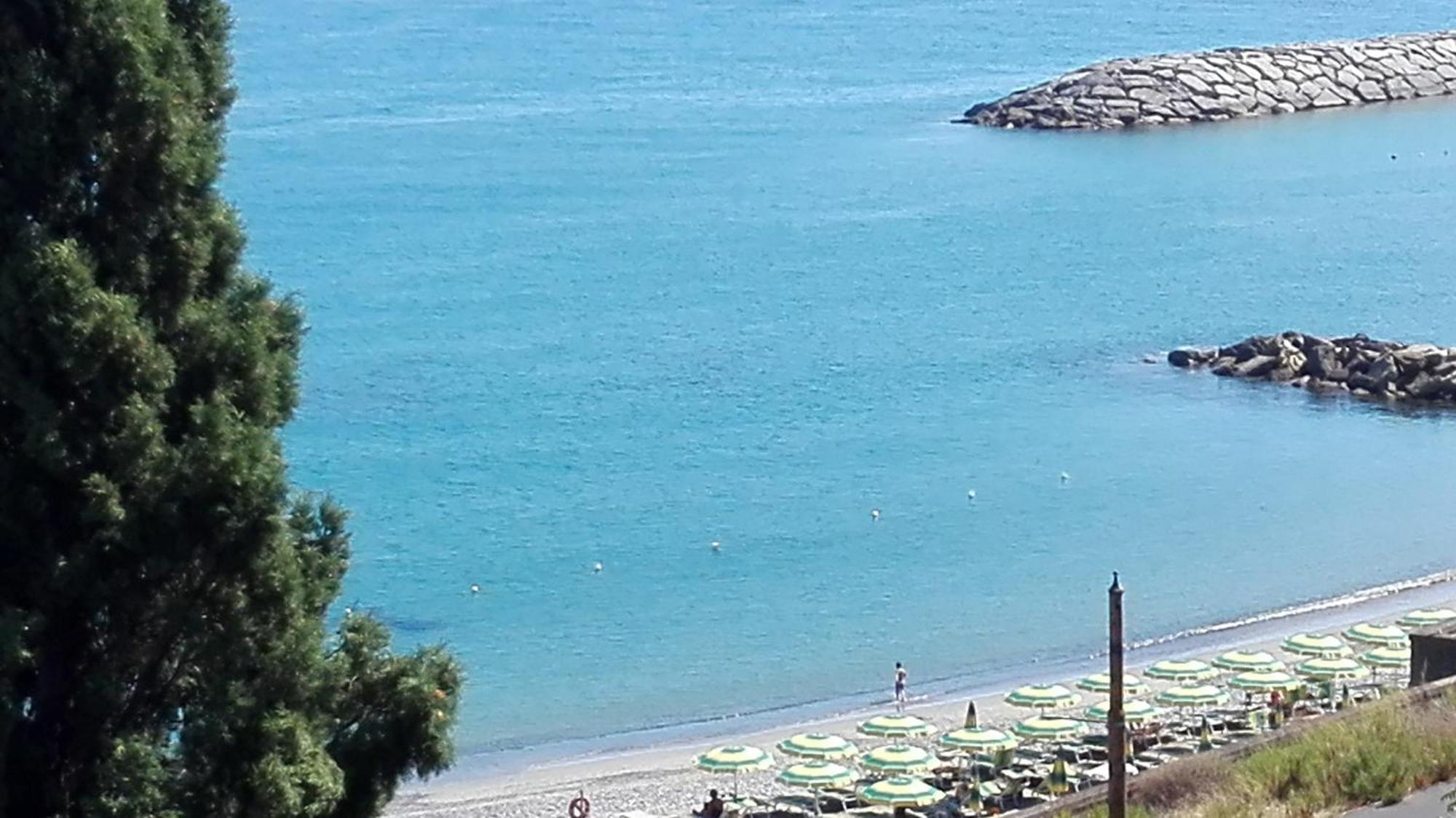 Alba Marina Apartment San Lorenzo al Mare Exterior photo