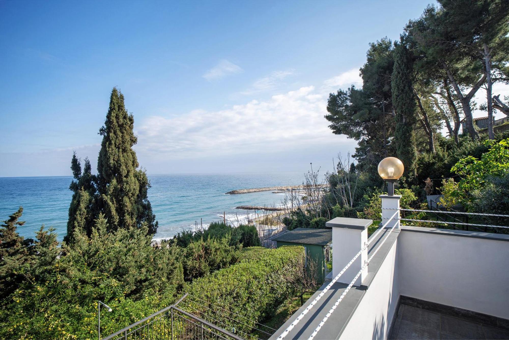 Alba Marina Apartment San Lorenzo al Mare Exterior photo